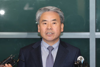 귀국 이종섭 