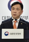 [머니S포토] 정부 日 라인사태, 우리기업 지분매각 압박 인식되는점 유감