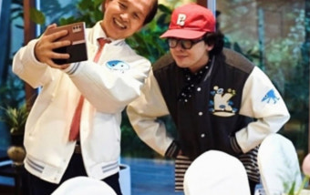 카이스트 교수님 '지드래곤', 여유롭게 총장과 셀카