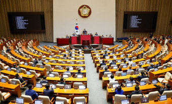 대통령실, 野 상임위 단독 표결 선출에… 