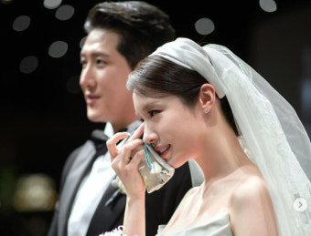 결혼 2년 만… 티아라 지연황재균, 황당 이혼설?