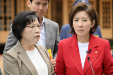 나경원 정율성은 6·25 전쟁 주범… 역사공원 조성 철회 촉구