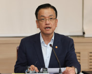 최상목 전 국민 25만원 지원법… 부작용 우려되는 미봉책