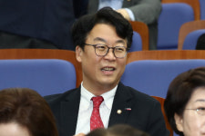 일방통행 생떼… 국힘, 민주당에 조건없는 대화·협치 촉구