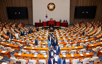 쌍특검법·지역화폐법, 국회 본회의 통과… 여당 '전면 보이콧'