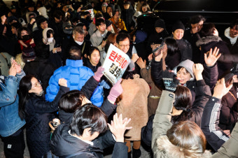 [계엄사태 후폭풍]대통령실 비서실장·수석비서관 일괄사의 표명(상보)