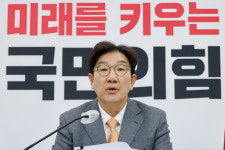 권성동, 6개 법안 거부권 요청… 윤, 엄연히 대한민국 대통령