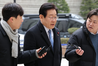 국민의힘 권성동 원내대표, 이재명 대표 재판 신속히 사법부에 촉구