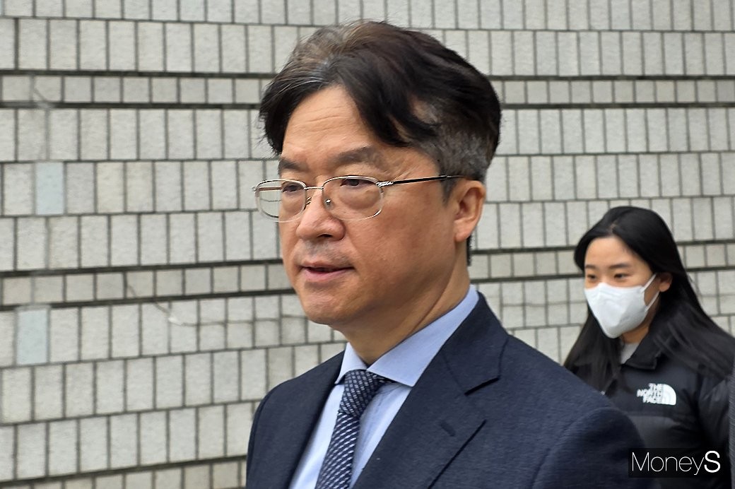 BHC 전 회장, 20억원대 공금 횡령 혐의로 검찰에 송치