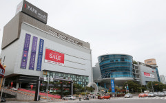 HDC-아이파크몰 400억 부당지원 논란… 경영상 불가피한 결정