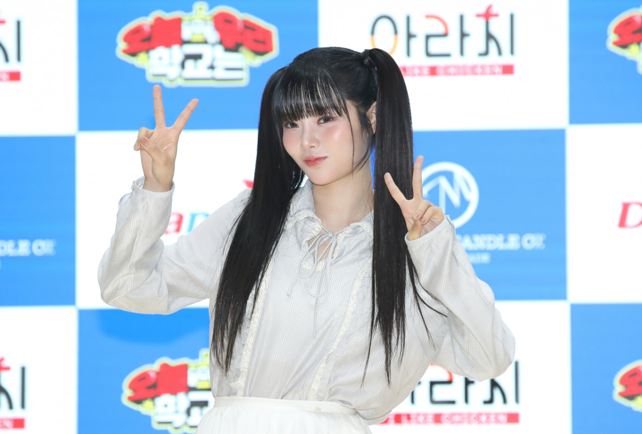 피프티피프티 멤버 키나, 건강 회복 끝에 활동 재개.