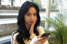 정답 소녀 김수정, 이 대통령 당선에… 새파란 나라 우리 손으로