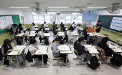 학업 스트레스 탓… 부산 여고생 3명, 아파트 화단서 숨진채 발견