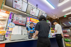 KT, GS리테일 손잡고 리테일 미디어 본격 진출