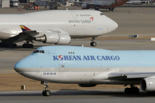 대한항공·아시아나 통합 속도… 항공기 정비·사옥 공유