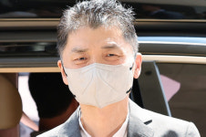 카카오 'SM 시세조종 의혹' 결심공판… 김범수 출석