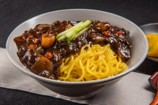 짜장면도, 자장면도 맞다… 25년만에 홍길동 신세 벗어 [오늘의역사]