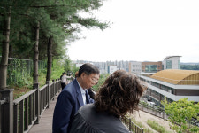 [동정] 신상진 성남시장, 혜은학교 안전 보행로 현장 점검