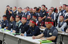 경기 버스, 노사협상 14시간 만에 극적 타결… 파업 예고 철회