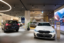 코오롱 모터스, 백화점 최초 입점 BMW 대전 신세계 전시장 새 단장