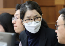 '통일교 국힘 집단 입당' 김건희·한학자, 오늘 첫 재판