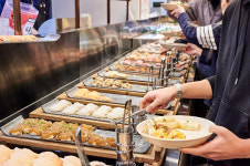 초밥부터 장어까지 무제한… 쿠우쿠우 골드 부천점 오픈