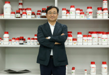 [시대리포트]아미코젠 지배구조 개편 1년…실적·주가 빨간불