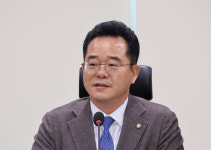 민주당, 중동발 산업계 쇼크에 사회적 대화기구…주유소 등과 소통