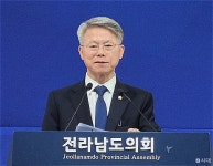 민형배 