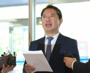 김승원 저격하는 한동훈에 민주당 역공…낙마 막을 부담 더 커져