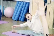 [스타캐스트] 틴탑 신년 맞이 심신단련 힐링 요가 교실! 