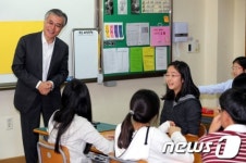 문재인 후보, 오늘은 내가 선생님