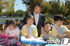 진주시, 유치원생 그림그리기 대회 개최