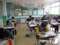 이인초등학교, 학생실용영어인증제 실시