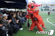 [사진] 양평군, 노인의 날 기념 경로 큰잔치 열어