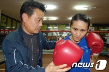 (화제인물)염동균 이을 여성 프로 복서 탄생하다!