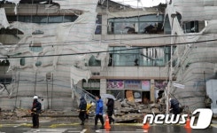 루원시티 철거현장 붕괴 차량 8대 덮쳐