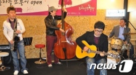 울산 청소년 위한 ‘m.s 푸른하늘 모퉁이’ 공연장 오픈