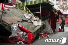 동작구청, 노량진 일대 컵밥 노점 4곳 강제철거