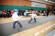 서울메트로, 26일 뚝섬역에서 펜싱교실 개최