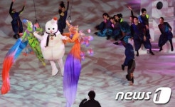스노우맨, 날다