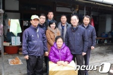 박완진 농어촌공사 충남본부장 5일 금산군 14가구 방문