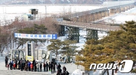 북녘 땅 지척에 두고