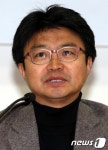 정당개혁의 평가와 과제 발표하는 강원택 교수