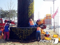 가좌산 체육장 2(시계탑 옆) | [단신] 안동, 생활체육대축전 앞두고 대형 꽃탑설치