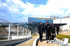 북한의 위협에 경계 강화된 정부세종청사