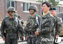 [단신] 안희정 충남도지사,  32사단 방문