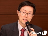 (주)천록산업 | 윤종록 미래부 차관 "ICT는 모든산업 엮는 접착제"