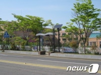 울산 동구, 북카페 마을버스 승강장 건립 눈길