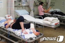 포항 효자동 오토바이가게 가스폭발 경찰관 등 4명 중상(종합)